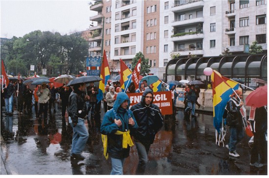 PIOGGIA5.jpg (76138 byte)